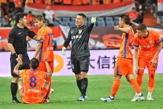 投资数百万建立了业内领先的客服中心。详情图
