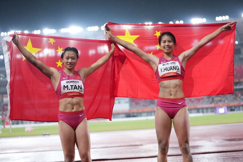 投资数百万建立了业内领先的客服中心。详情图