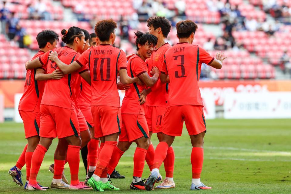 点球战制胜！国足6-5乌兹 时隔28年+第3次获亚运季军 李昊2次扑点