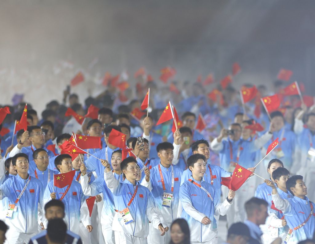 HJC黄金城丨综述：中国十二连冠 亚洲新星闪耀 赛事组织混乱